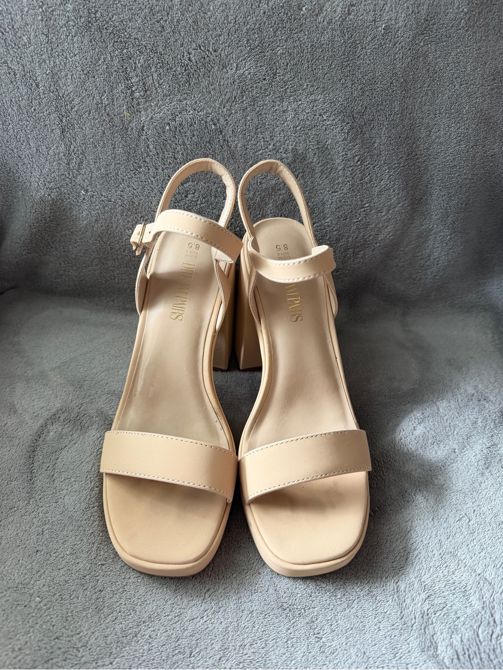 DREAM PAIRS Heels